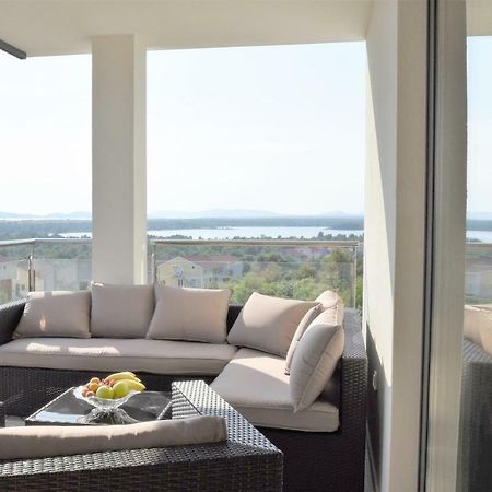 Villa M - Your Business & Holiday Apartment In Sibenik Šibenik Exterior foto