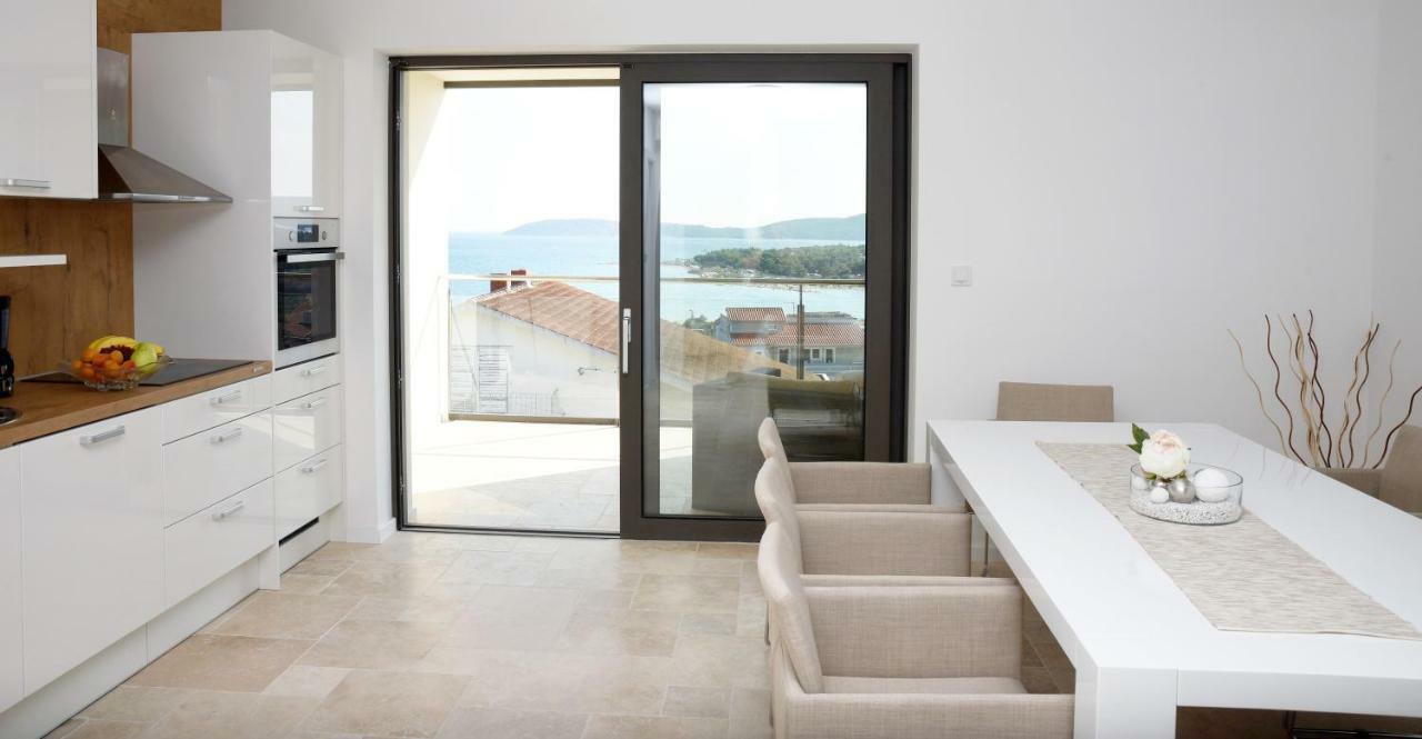 Villa M - Your Business & Holiday Apartment In Sibenik Šibenik Exterior foto